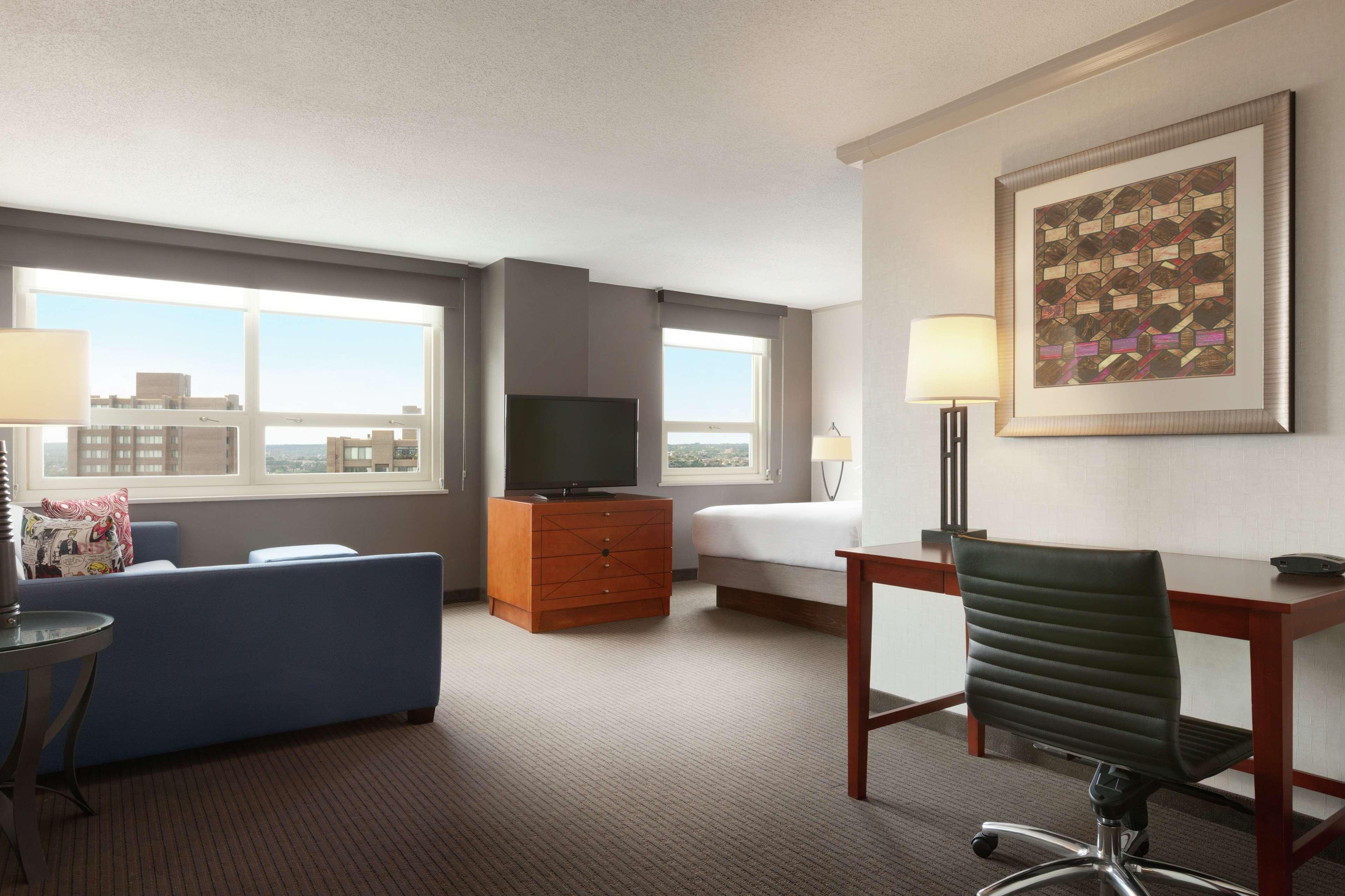 Embassy Suites Baltimore Inner Harbor Екстериор снимка