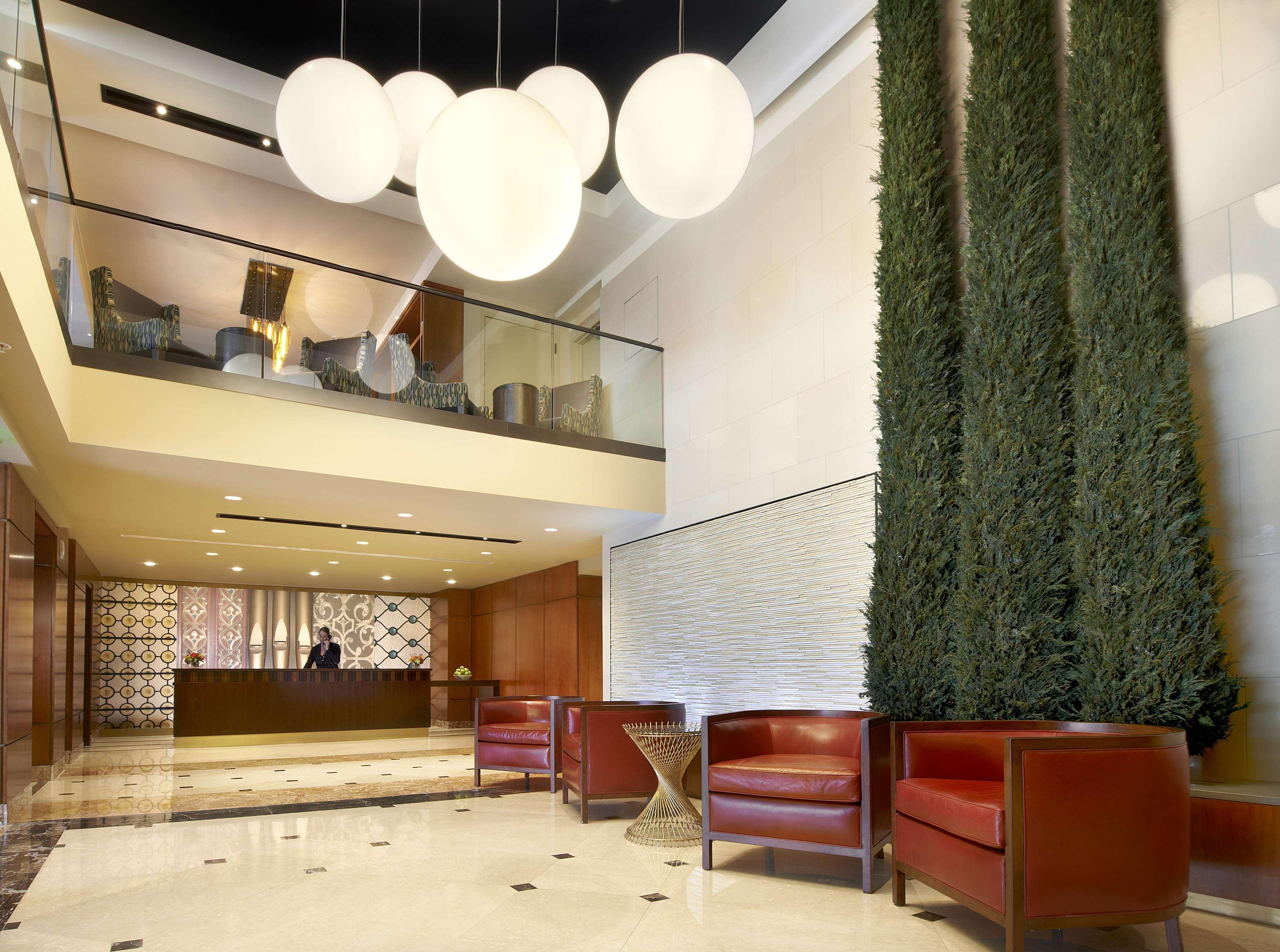 Embassy Suites Baltimore Inner Harbor Екстериор снимка