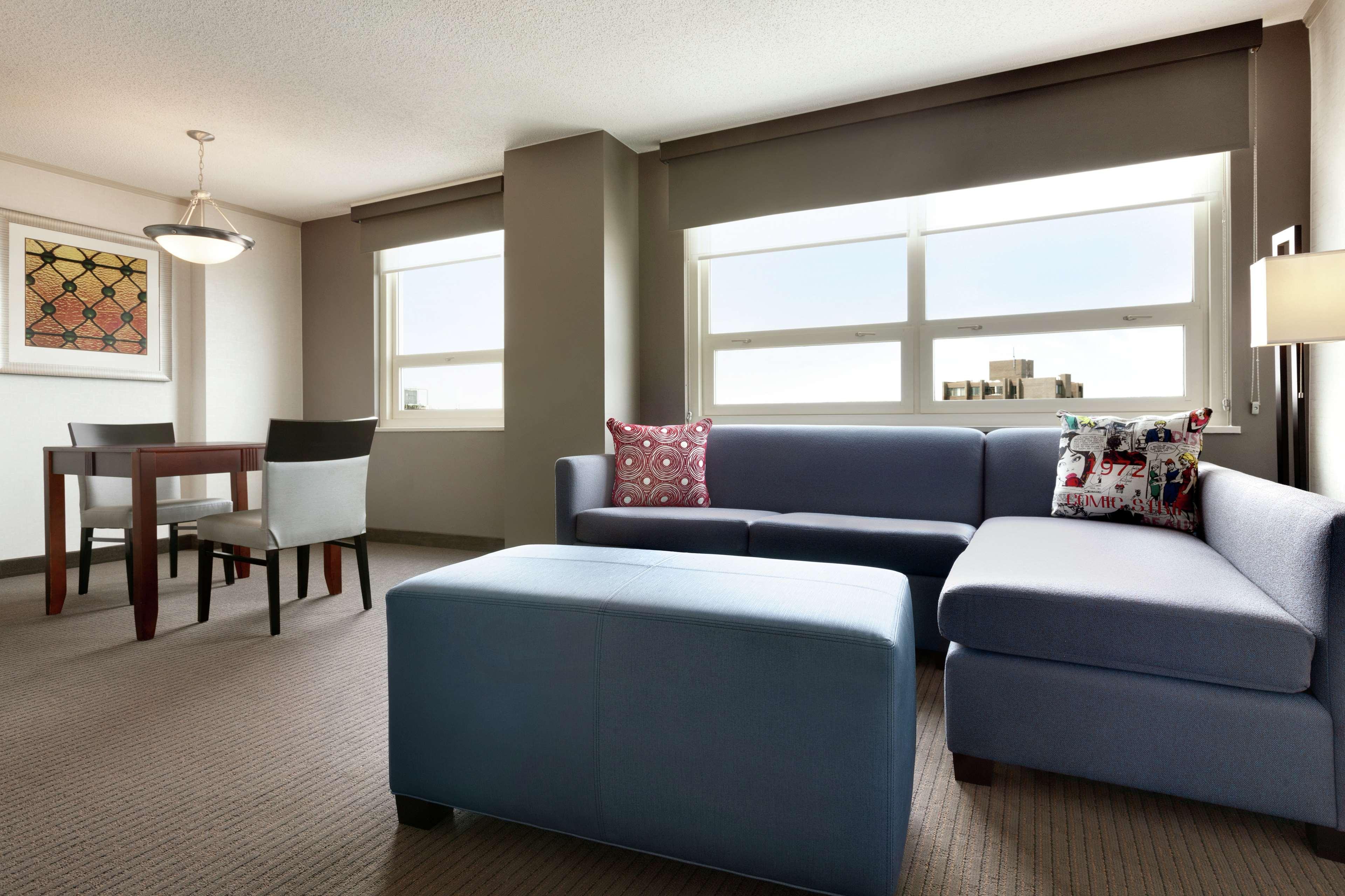 Embassy Suites Baltimore Inner Harbor Екстериор снимка