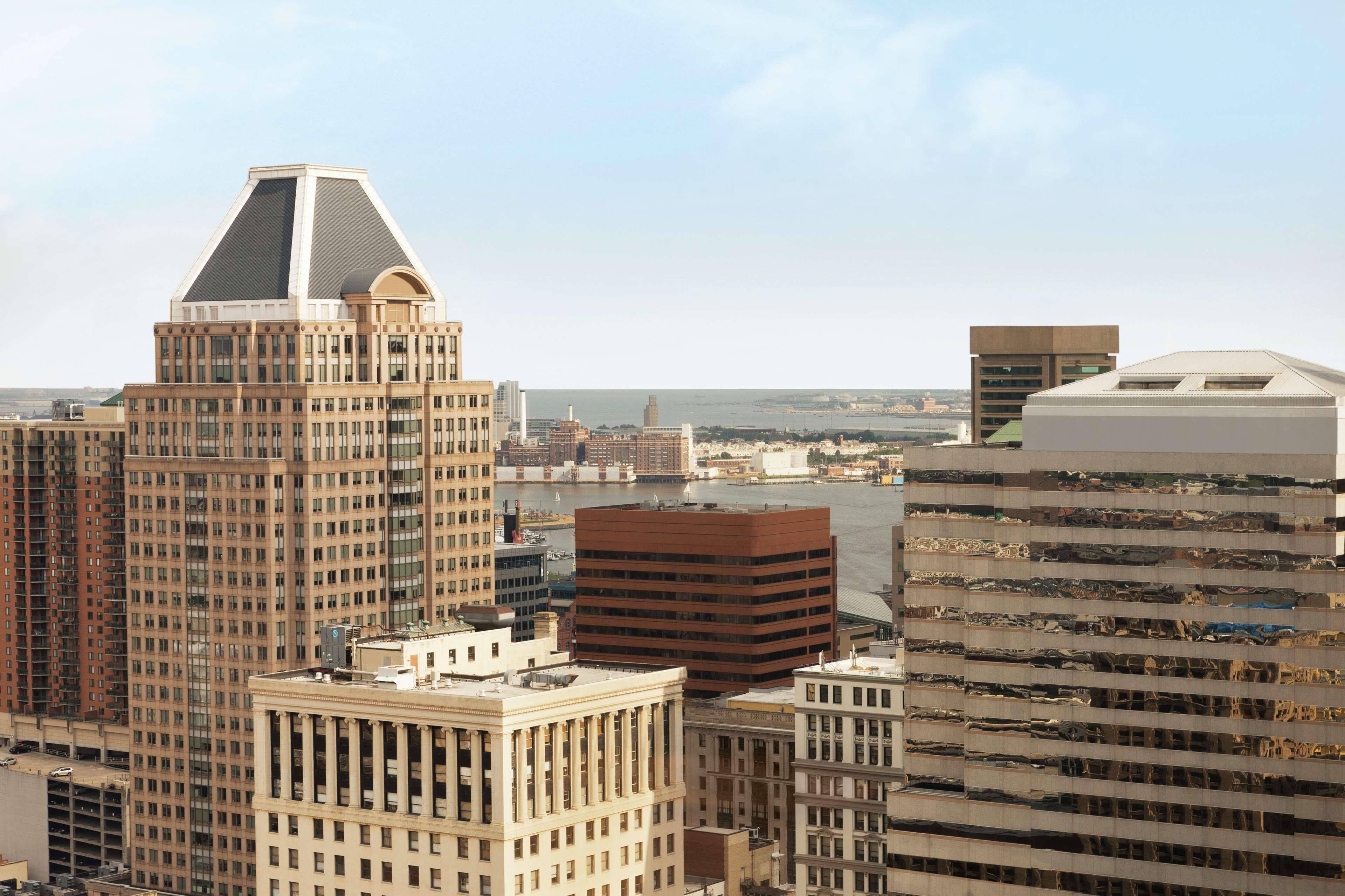 Embassy Suites Baltimore Inner Harbor Екстериор снимка