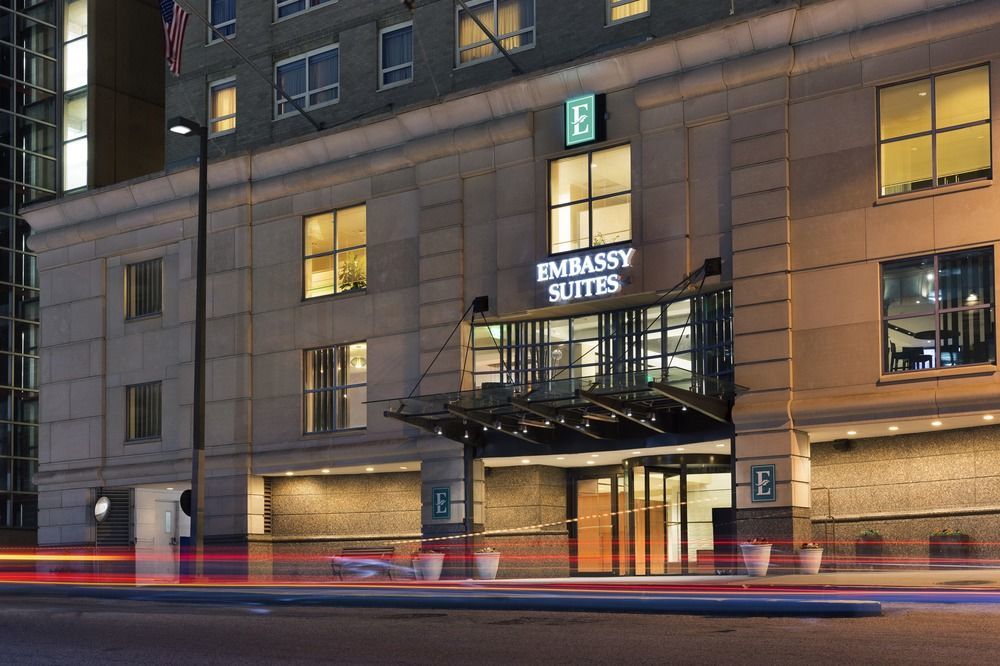 Embassy Suites Baltimore Inner Harbor Екстериор снимка
